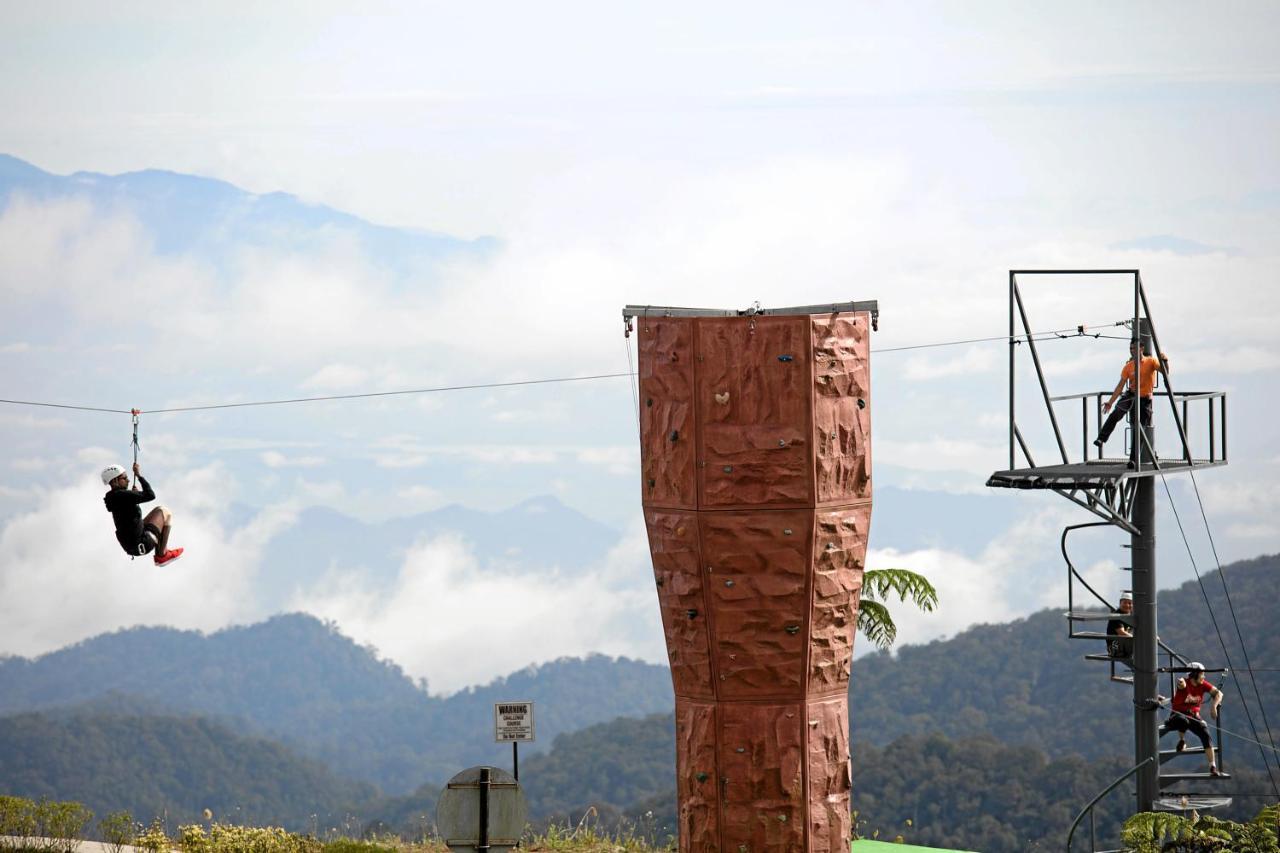 Hotel Sky Retreat